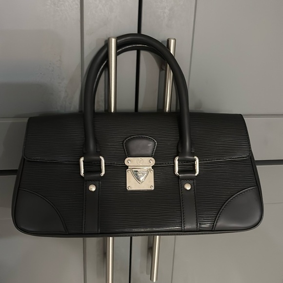 Louis Vuitton Epi Leather Bag💜 MINT​ - Picture 1 of 6